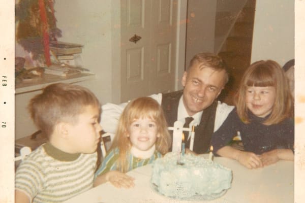 Photo of Lawrence Dausin